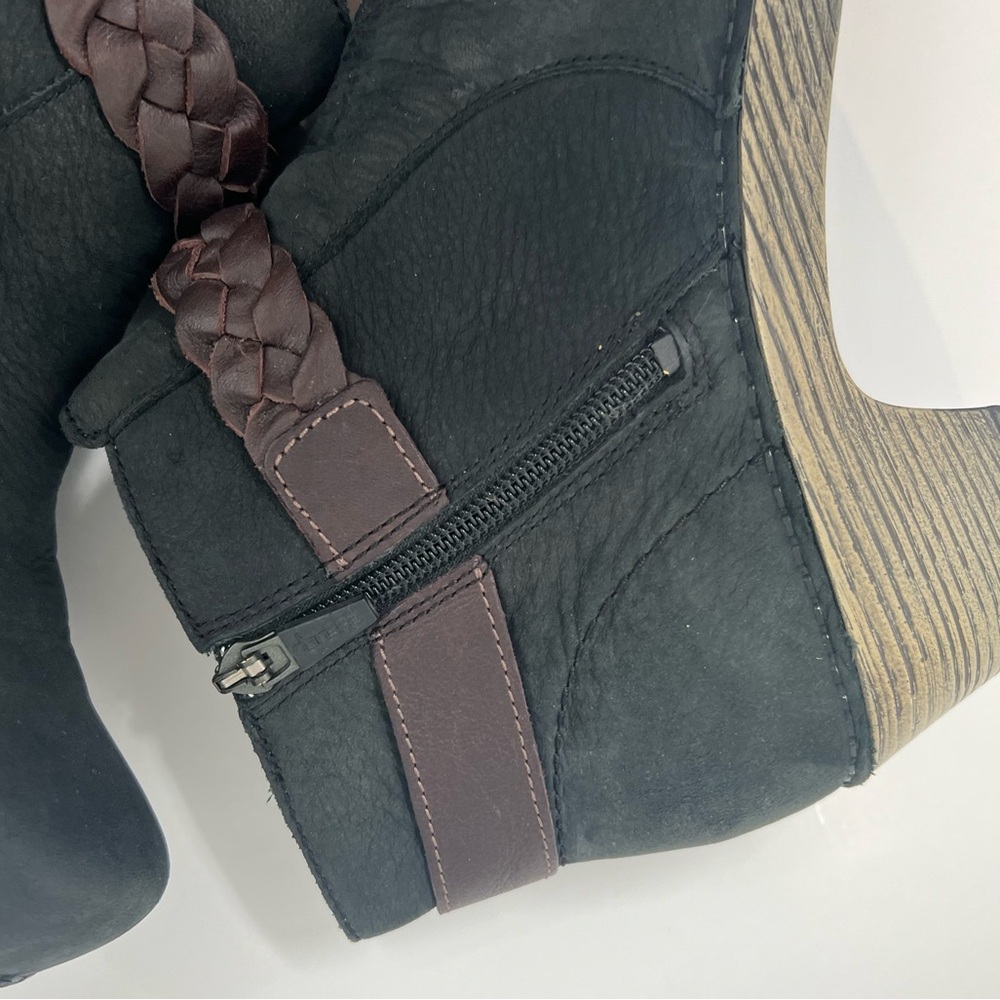 Dansko Michelle Nubuk leather bootie - Picture 9 of 12